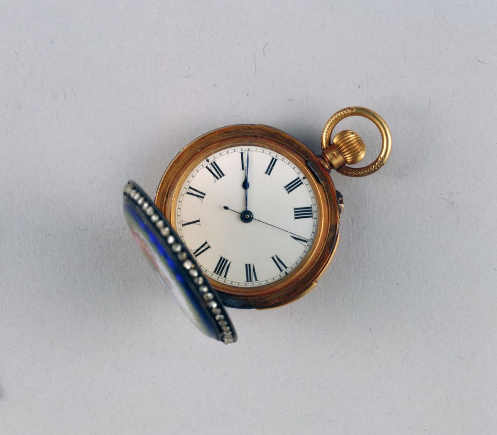 Gold Shell Xianglong Enamel Painting Spring Beating Watch-China Archive